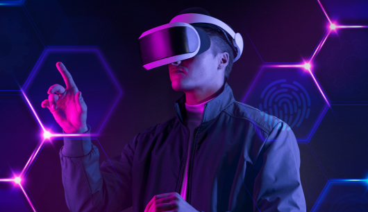 融合AI、5G時代:VR(Virtual Reality)虛擬實境在學校、各行各業的無限運用