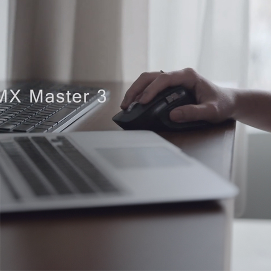 商業短片｜羅技MX職人系列影片：知名暢銷作家 御姐愛A